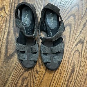Vaneli Sport Sandals Dark Grey Size 7 1/2 N.